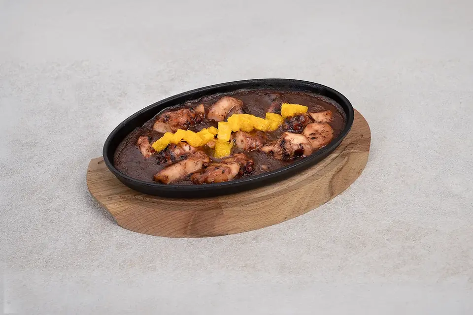 Şarap Soslu Ahtapot